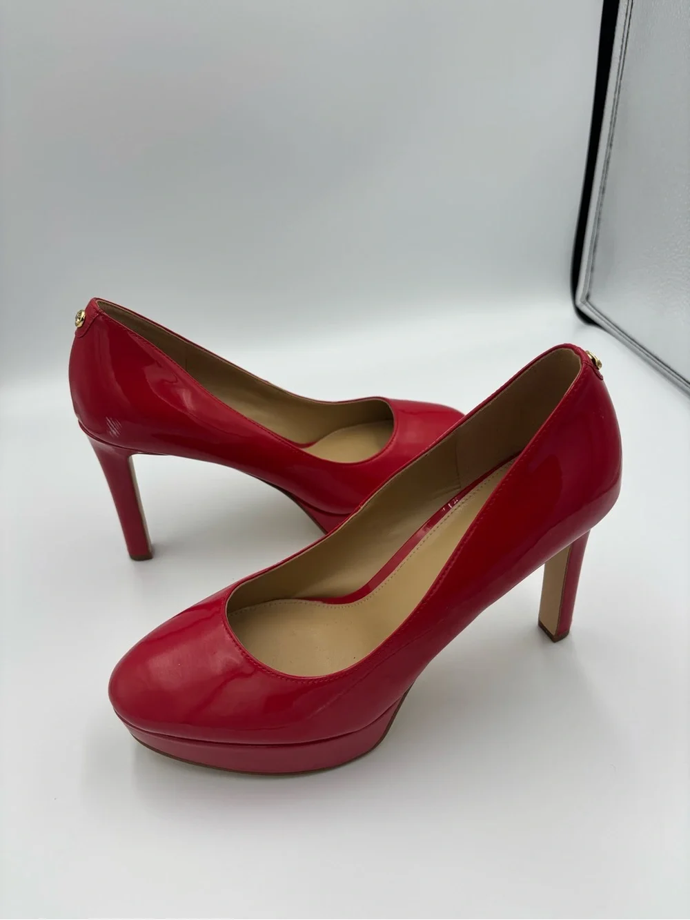 Michael Kors Patent Red Pumps Heels Women’s Size 7.5M Like New